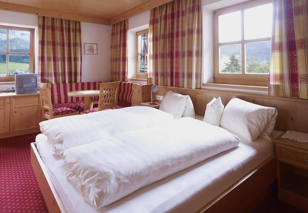 Hotel Chalets Grosslehen Fieberbrunn Exteriér fotografie